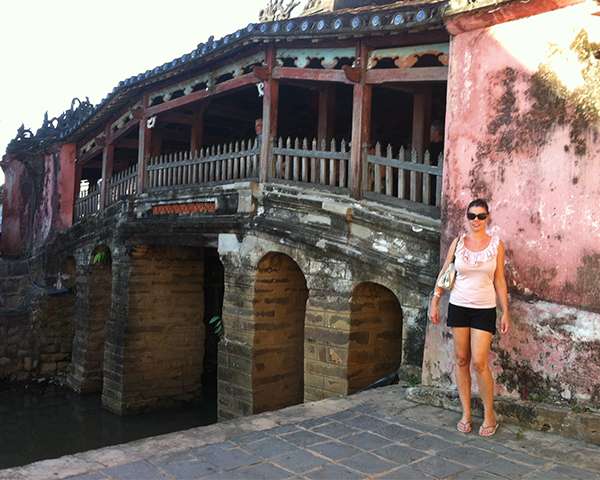 Rachel-in-Vietnam_v2